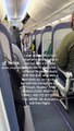 Rifiuta di sedersi accanto a moglie e figli in aereo