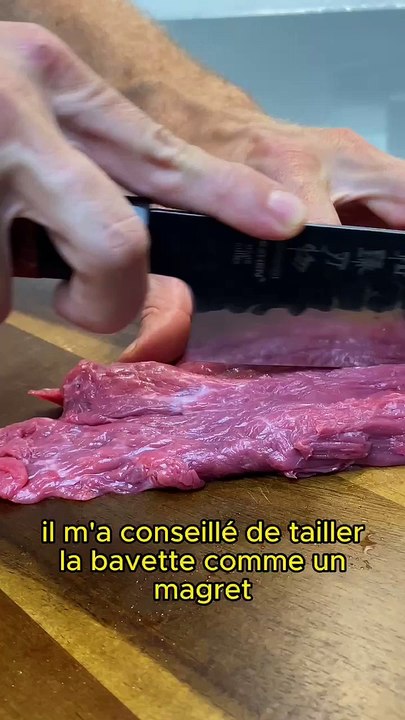 Salut Toi! ️  Aujourd’hui on s’attaque à un grand classique de notre belle cuisine française :  la bavette à l’échalote! ️ Ce plat si simple à réaliser qui réchauffe nos coeurs de la manière la plus efficace possible!