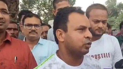 सीतापुर: कुत्तों का आतंक, एक दर्जन से अधिक लोगों को कर चुका है घायल, अब कैद में