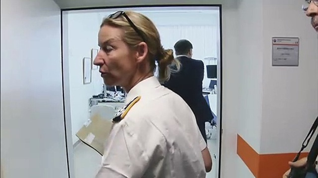 Lauterbach geht bei neuer Corona-Impfung voran