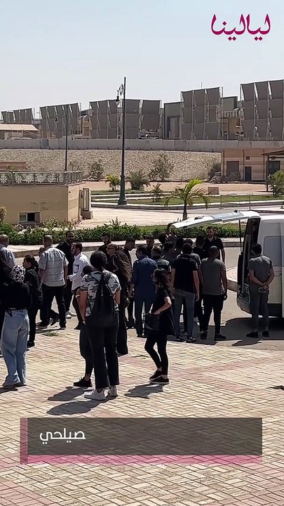 وصول جثمان الفنان الراحل أشرف مصيلحي لصلاة الجنازة وسط حزن أهله وذويه-جنازة أشرف مصيلحي