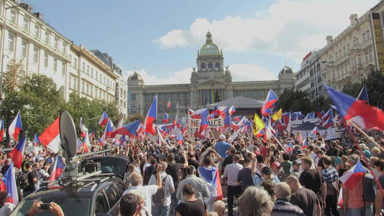 Hilfe für die Ukraine treibt Tschechen auf die Straße