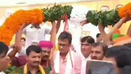 झुंझुनूं: भाजपा की परिवर्तन संकल्प यात्रा में उमड़ा जन सैलाब, राठौड़ बोले- सरकार की विदाई तय