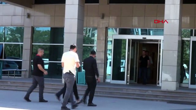 Kilis'te 'çeyiz alma' eğlencesinde pompalı tüfekle havaya ateş açıldı: 1 ölü, 3 yaralı