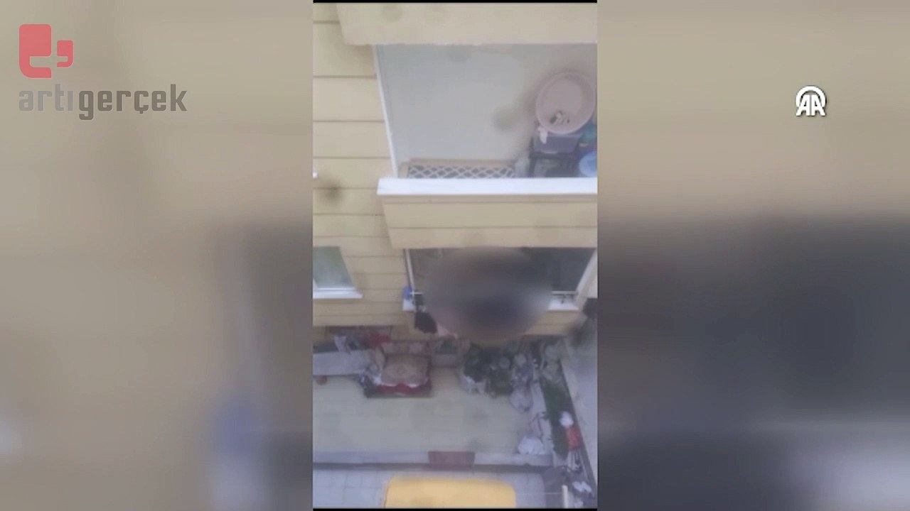 Esenyurt'ta kadın cinayeti: Ramazan Dağlar adlı erkek bıçakladıktan sonra kaçtı