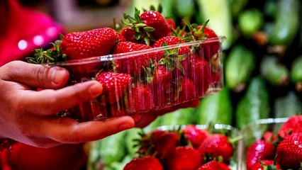 The Power of Strawberry _ Benefits _ Side Effects _ in Urdu _ Hindi