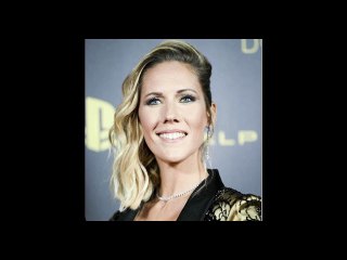 Sandy Héribert mariée, ses 2 sublimes tenues dévoilées ! La journaliste a épousé un ancien grand spo