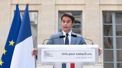 Gabriel Attal : cette photo de lui au ministère de l'Éducation Nationale amuse les internautes