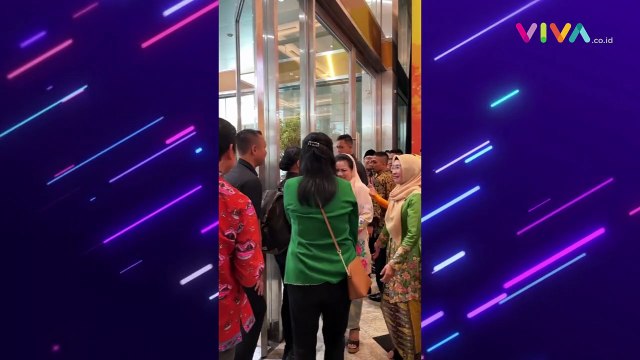 Paspampres Sat-set, Iriana Jokowi Nyaris Tabrak Dinding Kaca