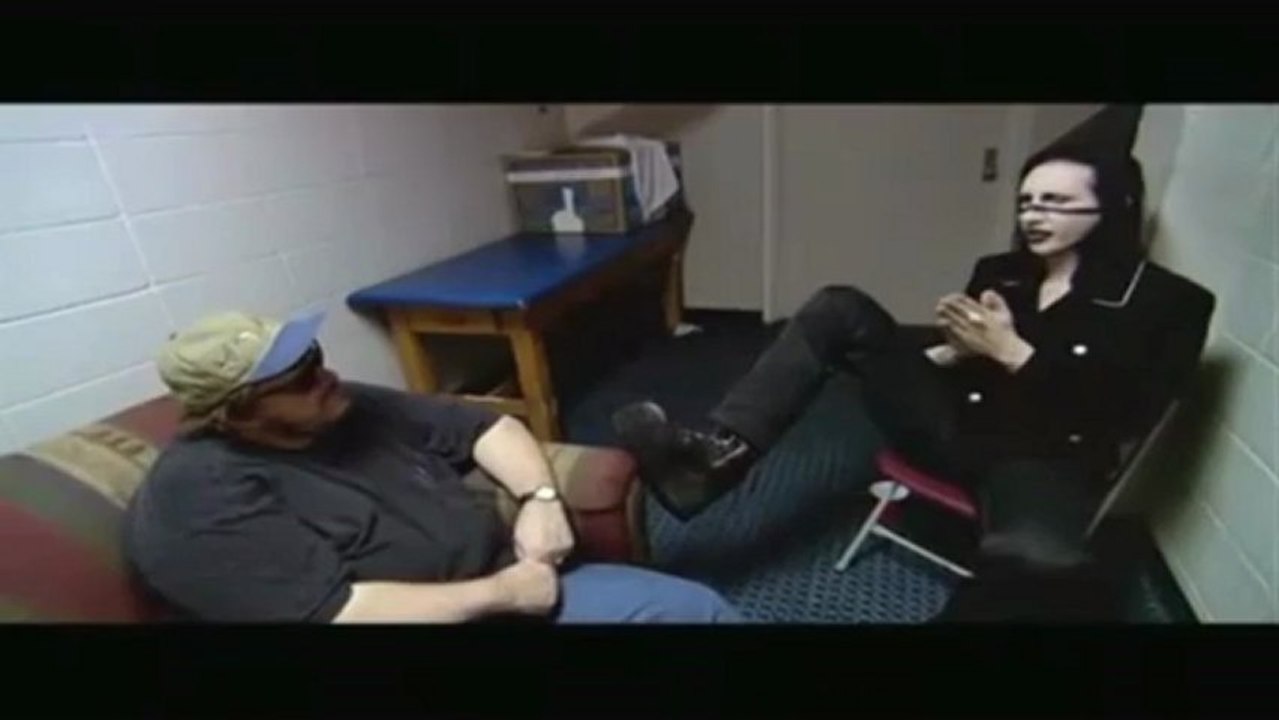 Bowling For Columbine (2002) - Extrait  "Marilyn Manson" [VF-HD]