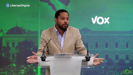 Vox critica a Feijóo por su acto de partido y por mirarse "tanto el ombligo"