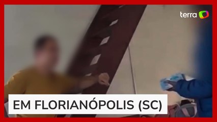 Fiscal é preso após ser filmado recebendo propina para liberar obras: ‘Me dá 50 mil'