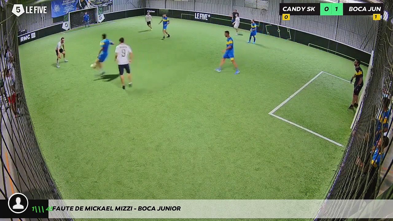 Faute de Mickael Mizzi - BOCA JUNIOR
