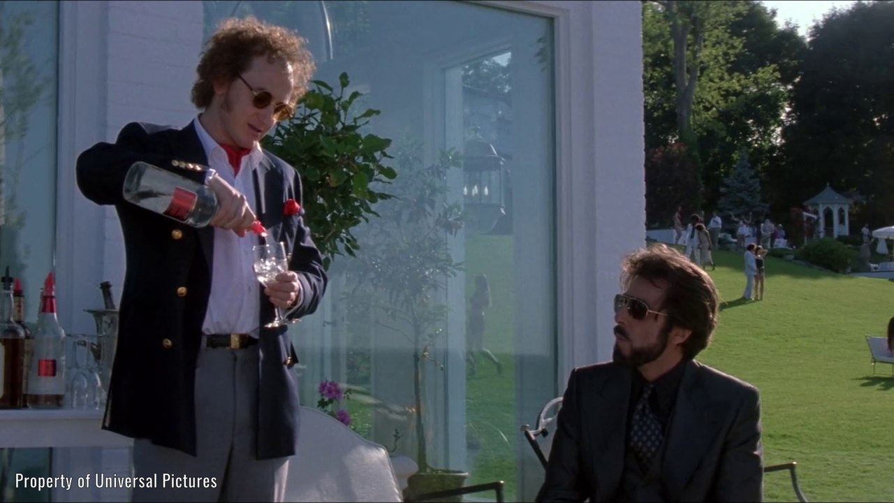 A Career Criminal Vows to Leave His Old Life Behind, So He Gets Into The Nightclub Business.