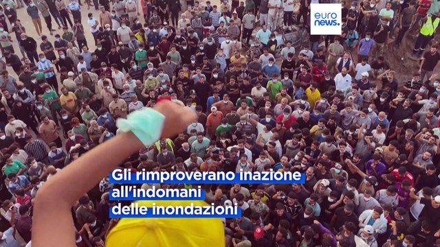 A Derna scoppiano le proteste contro le autorità della Libia orientale. A fuoco la casa del sindaco