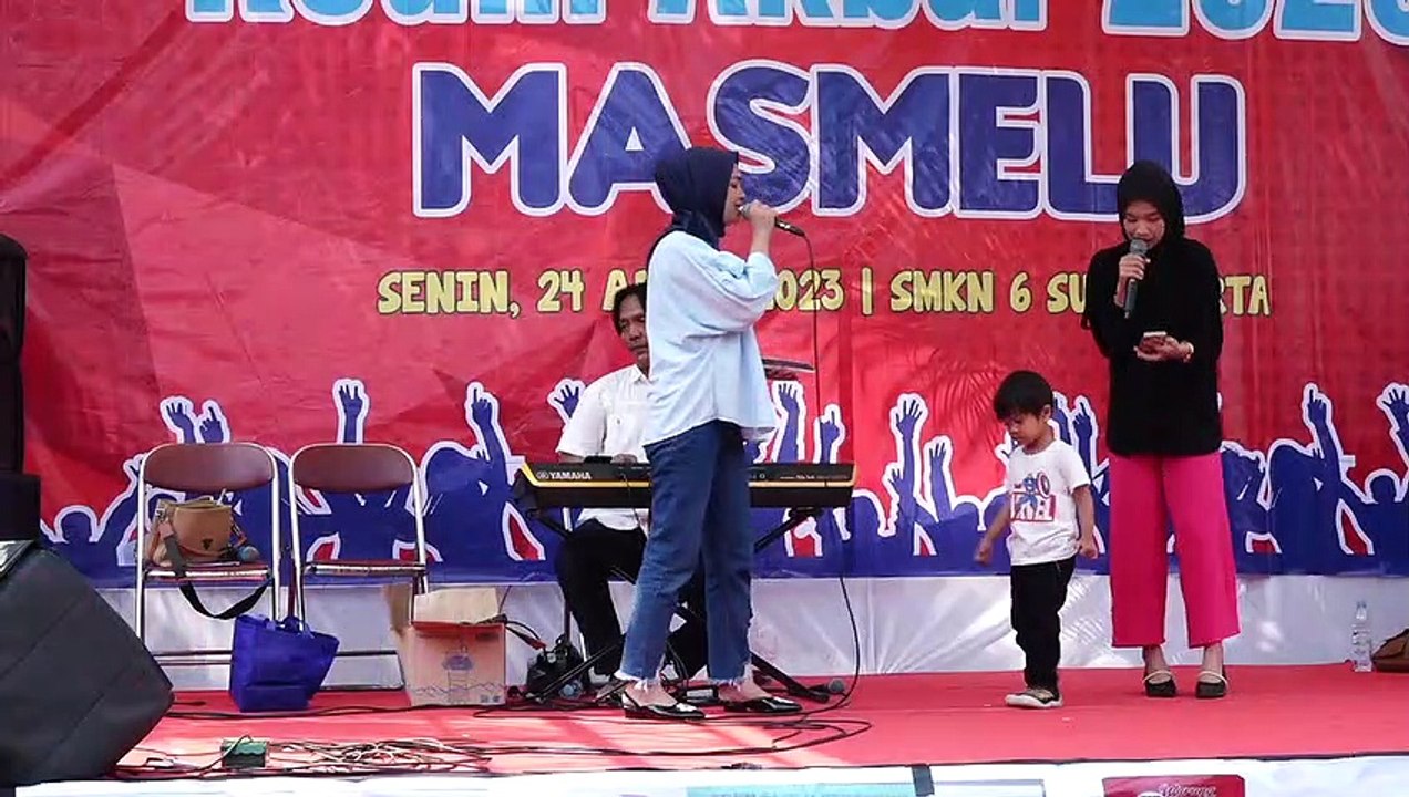 ANIE TIARA : SEMATA KARENAMU