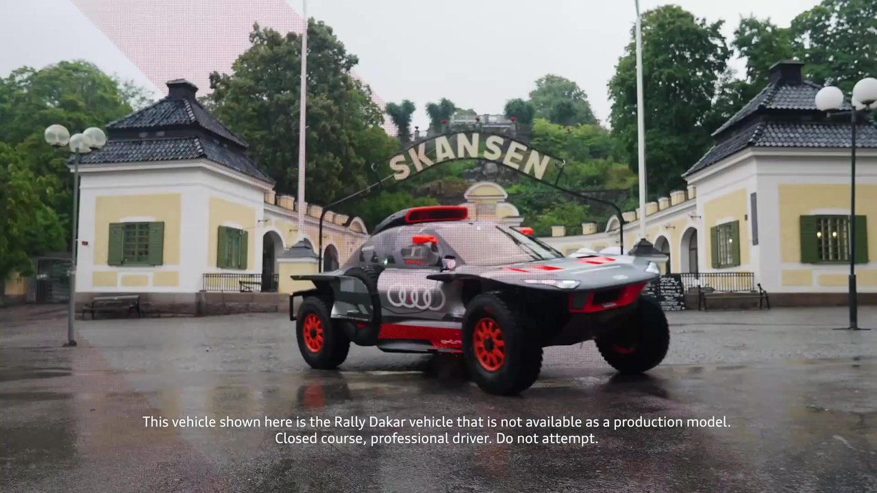 Audi RS Q e-tron auf Städtetour - Audi-Piloten begeistern Madrid, Paris und Stockholm