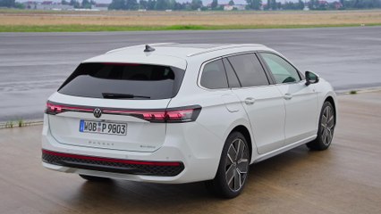 Der Volkswagen Passat Variant - Assistiert Parken