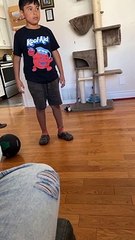 Niño rompe en llanto tras broma sobre muerte de Messi: "Se quedó tieso"