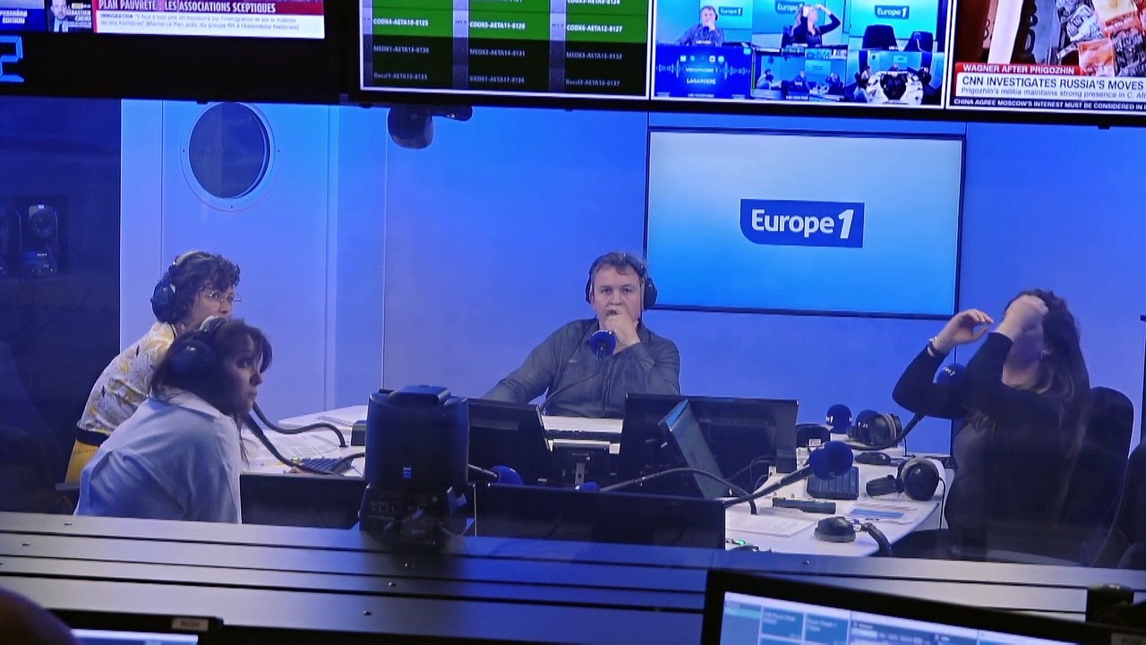 «Je vais chercher mon avenir» : à Vintimille près de Menton, des dizaines de migrants veulent entrer en France