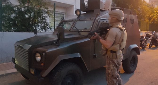 Mersin’de organize suç örgütüne şafak operasyonu
