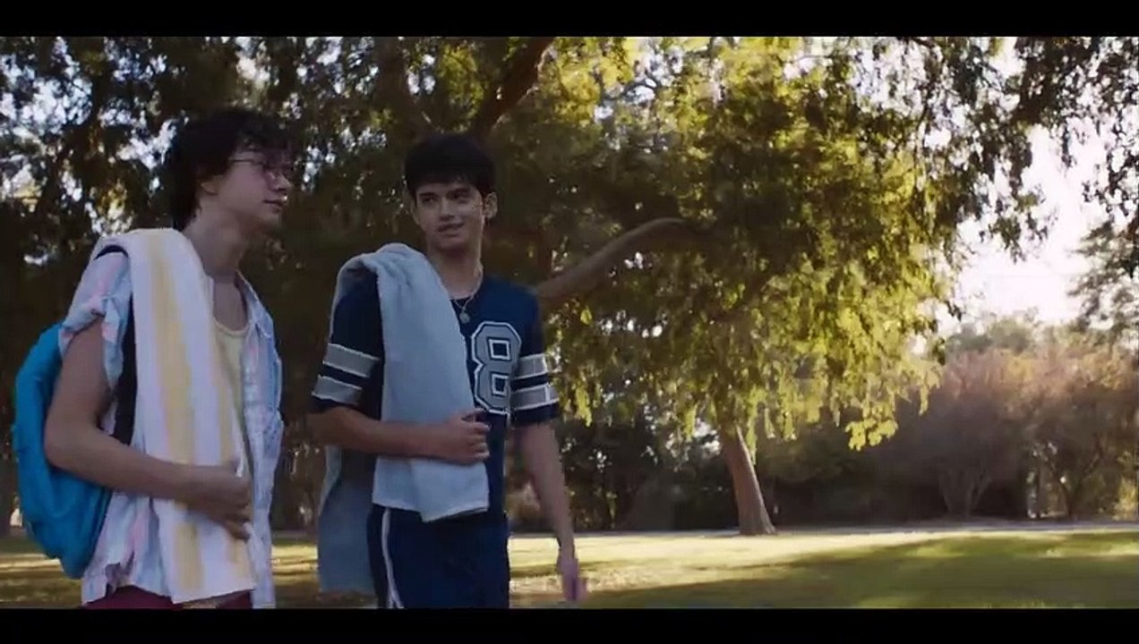 Aristoteles und Dante entdecken die Geheimnisse des Universums Trailer OV