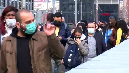 Télécharger la video: Eris varyantı tehlikeli mi, dünyada ölen var mı? Eris varyantı Türkiye vaka sayısı!