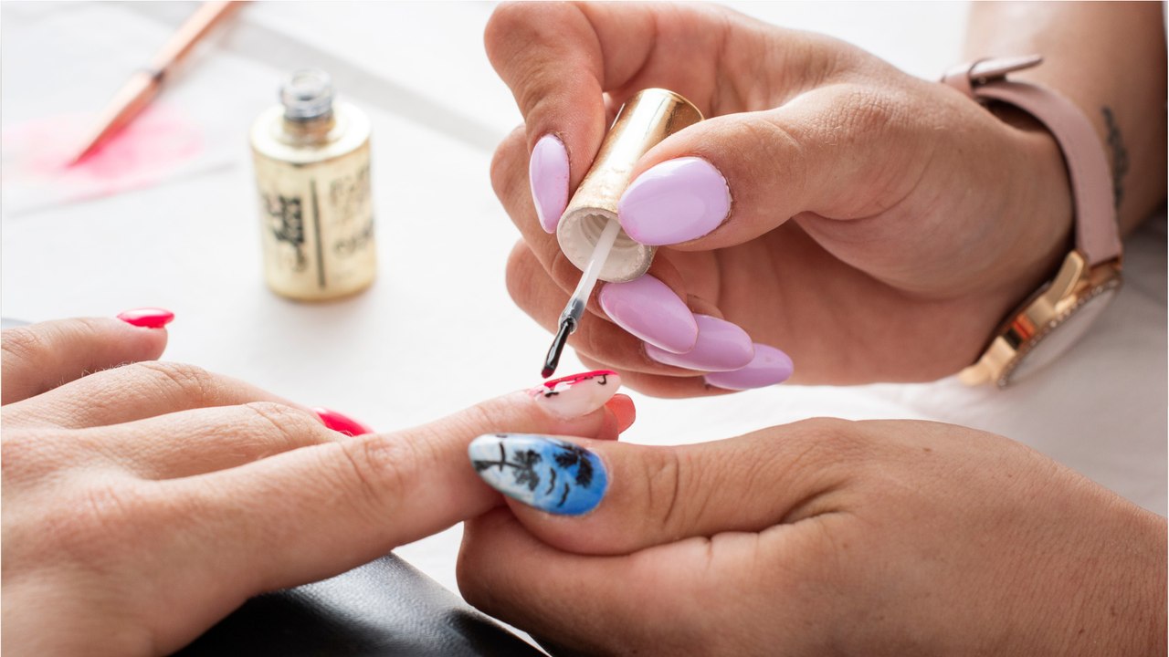 Künstliche Fingernägel: Diese Gefahren lauern hinter dem Trend