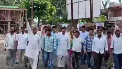 दमोह: किसानों को फसलों का बारिश से हुआ नुकसान, कांग्रेसियों ने सौपा ज्ञापन