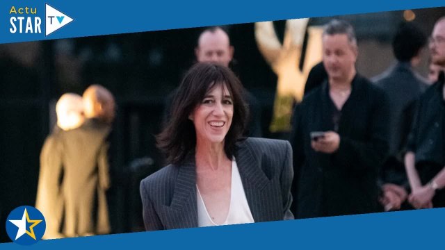 J’avais été choquée Charlotte Gainsbourg surprise par le conseil de sa mère Jane Birkin sur l’hé