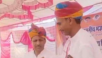 भरतपुर: कैबिनेट मंत्री के प्रोग्राम में भीड़ जुटाने को बुलानी पड़ी डांसर!, वीडियो वायरल