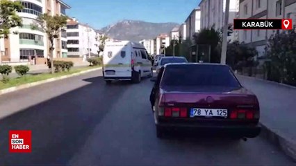 Karabük'te park halindeki otomobile iki kurşun isabet etti
