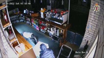 Moment pair of "prolific and ruthless" burglars made off with sports club's safe - in full view of CCTV cameras