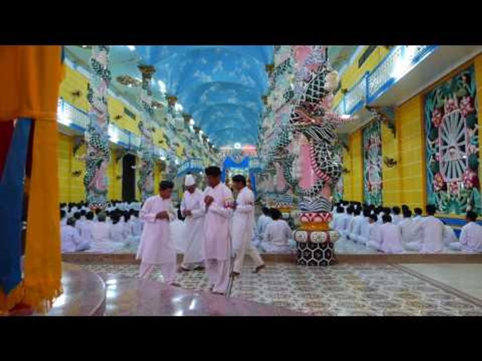 Cao Dai Ceremony Tay Ninh