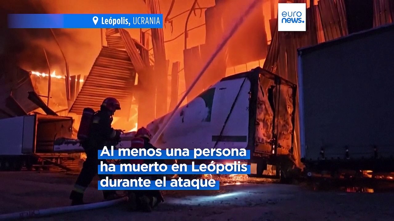 Un muerto tras el impacto de un dron ruso en un...