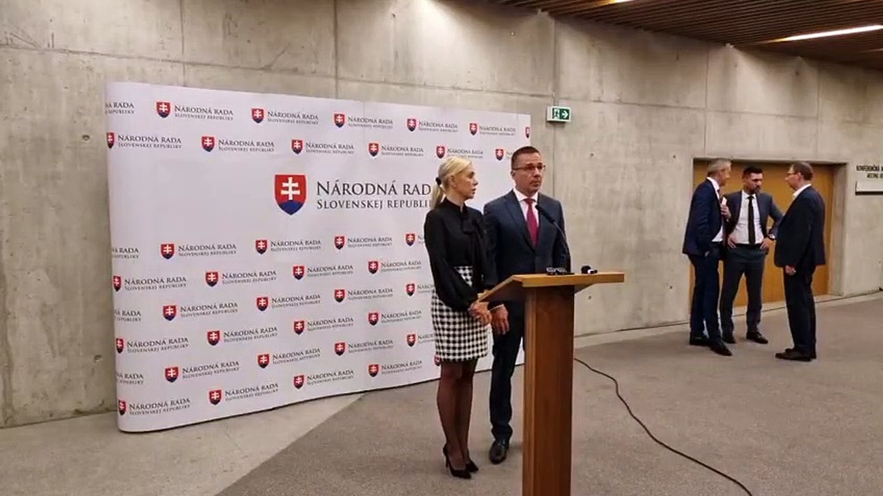 ZÁZNAM: D. Saková odmieta, že schôdza k migrácii je populistickým ťahom opozície