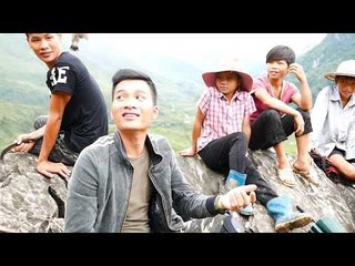 Vietnamese Kids Collect Baby Birds And Not Pokemons