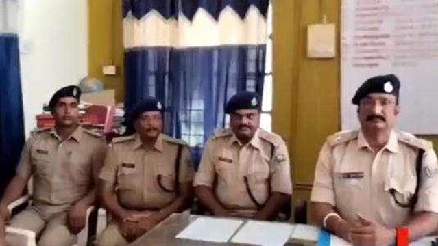 भागलपुर: फर्जी आधार कार्ड बनाकर गुजरात में छिपा था अंतरराज्यीय बैंक डकैत, गिरफ्तार