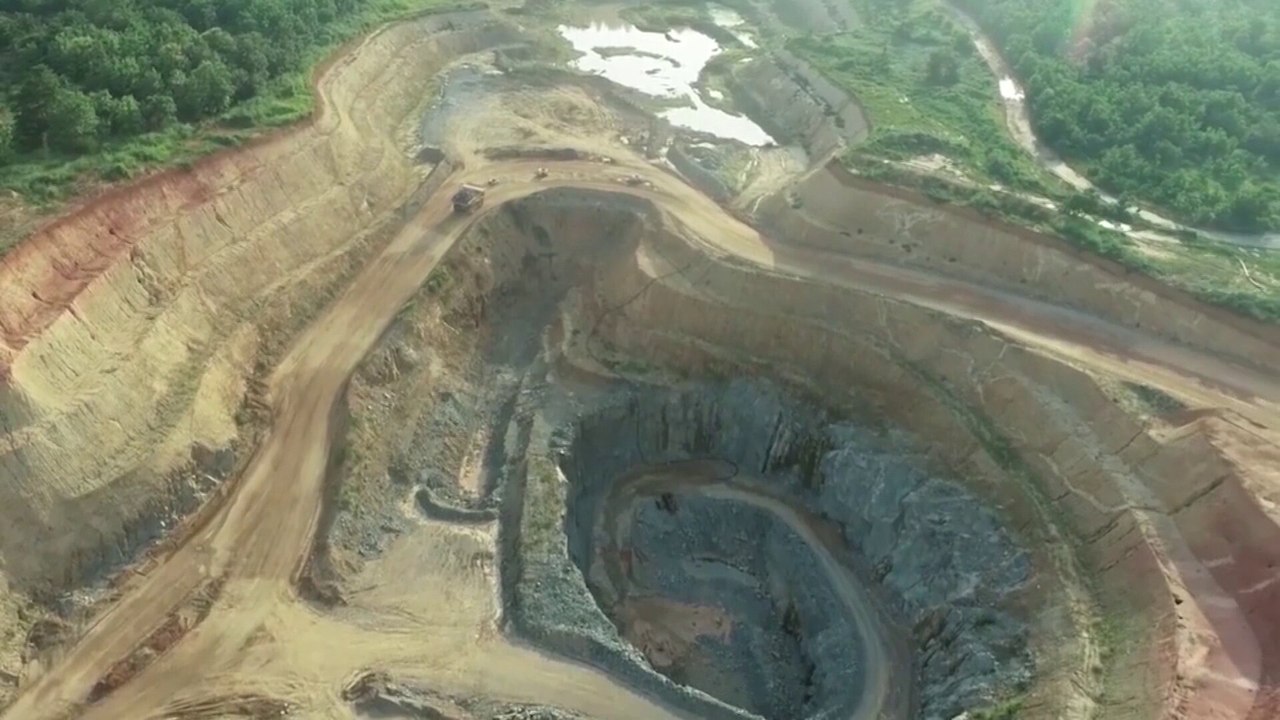 Une nouvelle mine va produire 28 tonnes d'or à Séguéla dans le nord de la Côte d'Ivoire