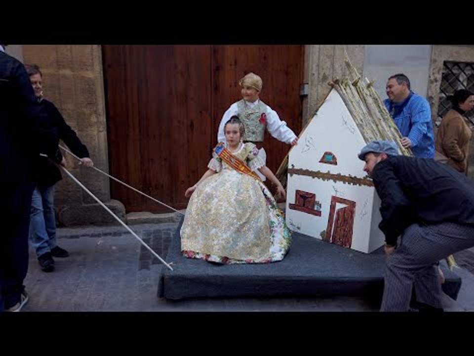 Cant de L'Estoreta - Fallas 2020! The Traditional Kids Parade To Honor The Good Old Times of Fallas