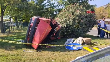 Çöp kamyonu otomobile çarptı, takla attı