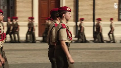 (nopublicar) Leonor de Borbón da un nuevo paso en su formación castrense y recibe el sable de oficial del Ejército