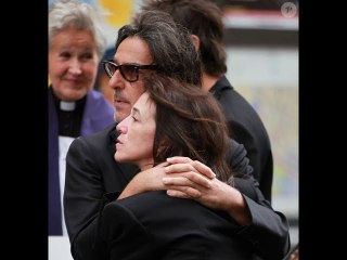 Charlotte Gainsbourg : Son compagnon Yvan Attal hostile à une idée particulière pour la Maison de