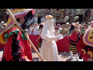 Corpus Christi in Valencia - Day Parades of 2019 / Let the Moma Dance!