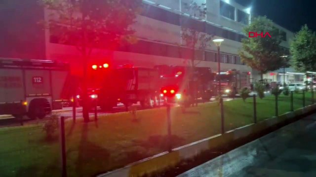 İstanbul'da hastane otoparkında çıkan yangın kısa sürede söndürüldü