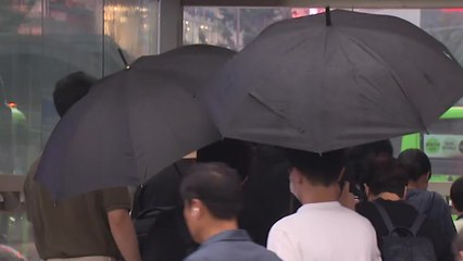 [날씨] 선선한 가을 부르는 비, 서울 낮 23℃...남해안 호우 주의 / YTN