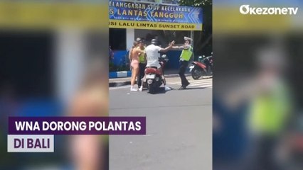 Descargar video: Kembali Berulah, WNA Dorong Polantas saat Ditegur Tak Pakai Helm