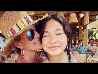 Laeticia Hallyday maman gaga : son compagnon Jalil Lespert fait une photo rare avec Joy