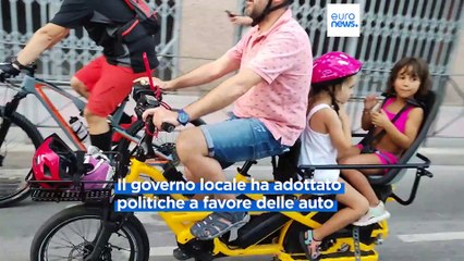 Spagna: Elche taglia le piste ciclabili, la protesta dei ciclisti