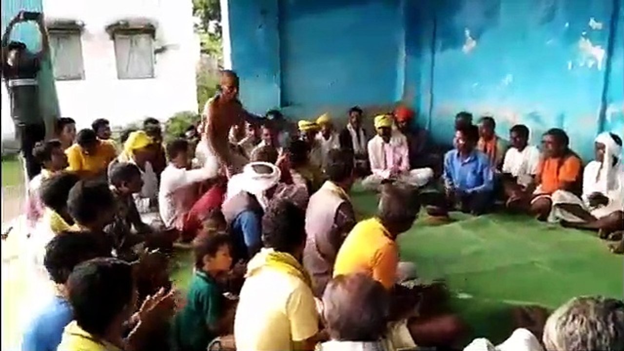 ऋषि पंचमी: भजन कीर्तन में झूमे भक्त, नाग देव को अर्पित किया दूध